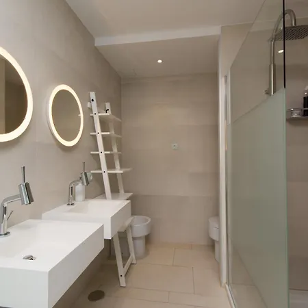 Luxury Flat, Mar, Air Con, Pool, Parking Daire
